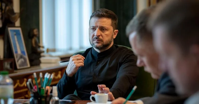 Volodimir Zelenski: Müharibə masa arxasında bitməlidir