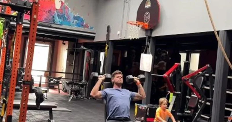 Kıvanç Tatlıtuğ və oğlu birlikdə idmana getdilər