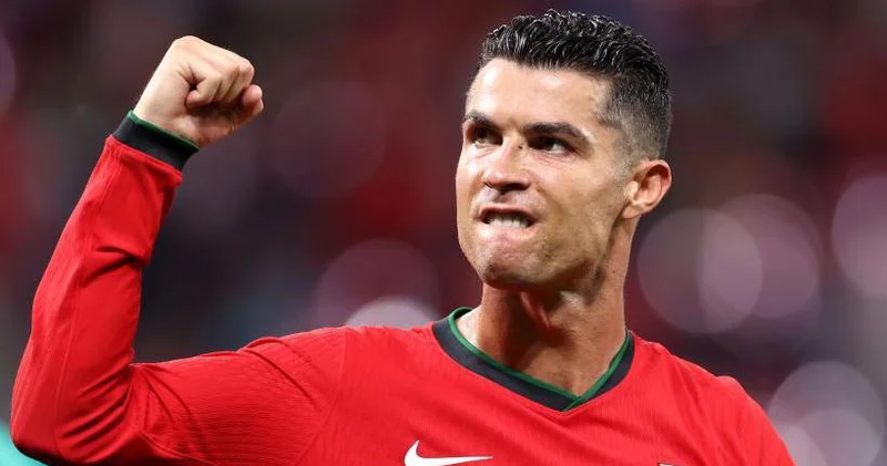Ronalda pul qazanmaqda liderliyi qorudu