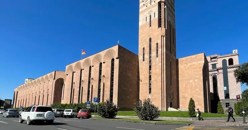 İrəvan meriyasının daha iki əməkdaşı saxlanıldı