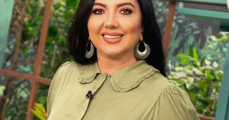 Şairə Nazilə Səfərli toylara əlli iki nəfərdən ibarət komanda ilə gedir, gecikənin maaşını kəsir