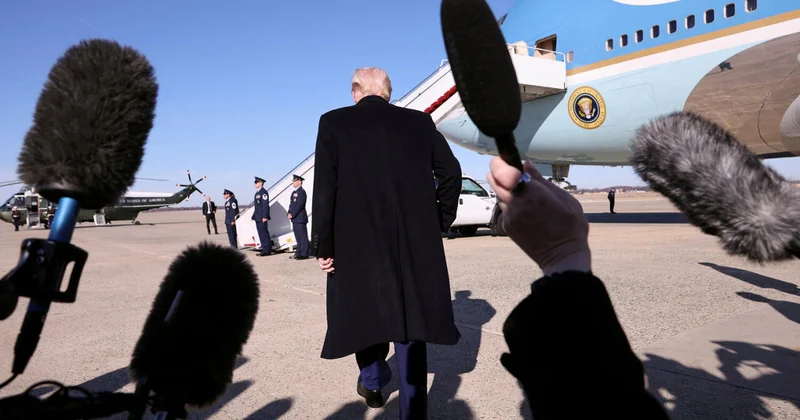 Премьер Катара объяснил подарок Трампу в виде самолета Boeing 747