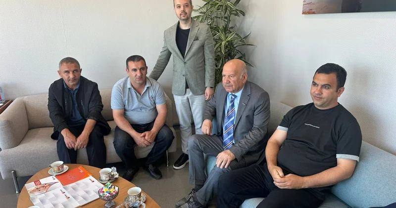 Səyyad Salahlı gözdən əlil seçicilərini əməliyyat etdirdi FOTOLAR