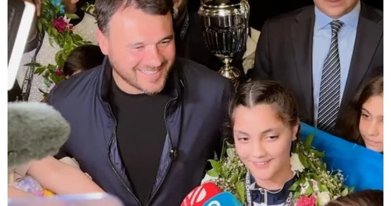 Emin Ağalarov Əminənin uğura gedən yolundan danışıb