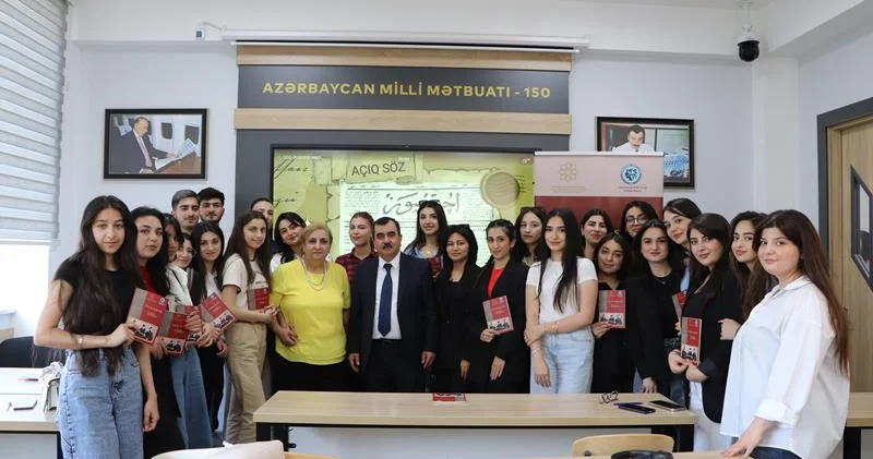 Turan işığında 150 il Əməkdar jurnalist tələbələrlə görüşdü FOTO
