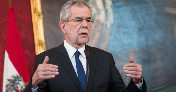 Aleksander Van der Bellen Əliyevi təbrik etdi KONKRET