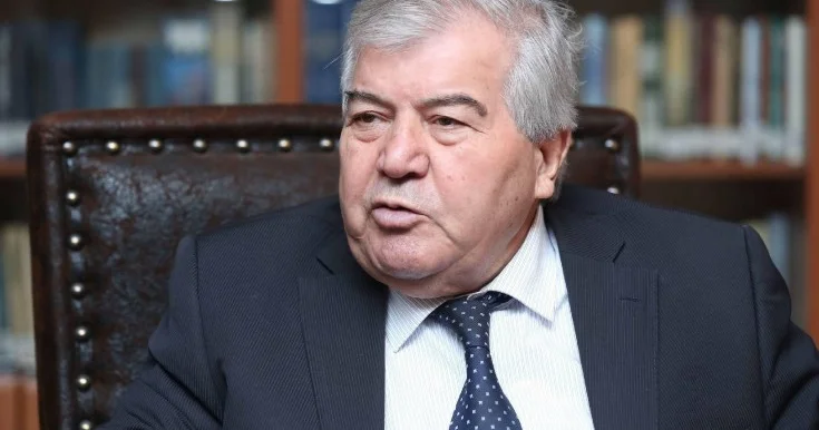 80 ə çatan Sabir Rüstəmxanlı: Görüləcək işlərim var... SÖHBƏT