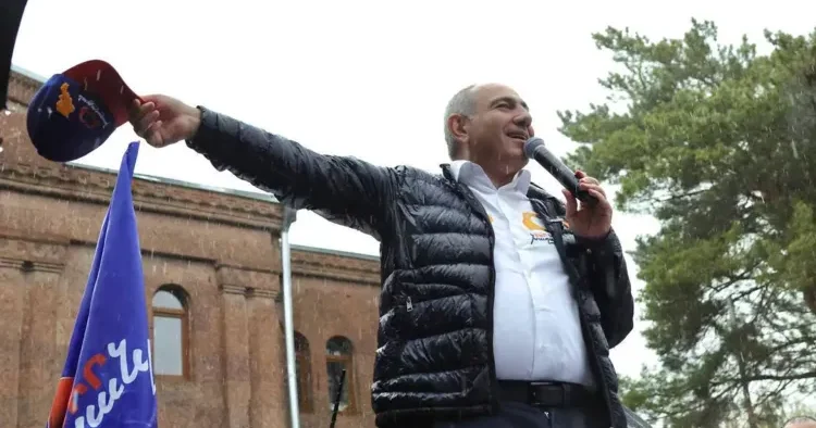 “Rusiya ilə münasibətlərdə kəskin addım atmayacağıq” Paşinyan