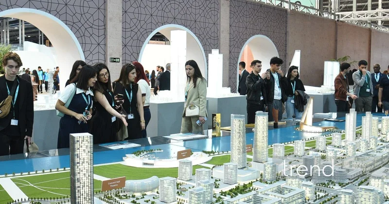 Павильон Baku White City на WUF13 находится в центре внимания иностранных гостей (ФОТО)