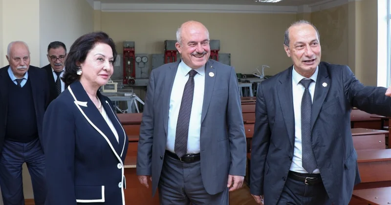 AzMİU məzunu Sami Hijjawi doğma universitetində FOTOLAR