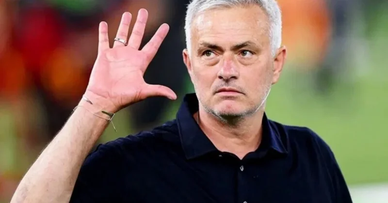 Fabritsio Romano: “Mourinyo “Real Madrid“lə müqavilə imzalayıb“