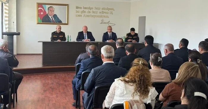 FHN bu mövzuda müşavirələr keçirdi