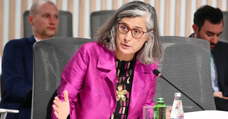 Anaklaudia Rossbax: Şəhərsalma və mənzil məsələlərinin həlli üçün özəl sektorla dialoqun gücləndirilməsi vacibdir