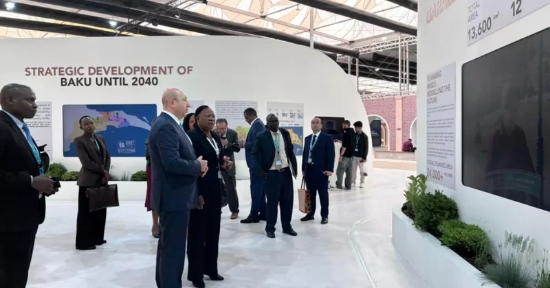 Делегация из Кении на WUF13 ознакомилась с павильонами выставки Urban Expo ФОТО