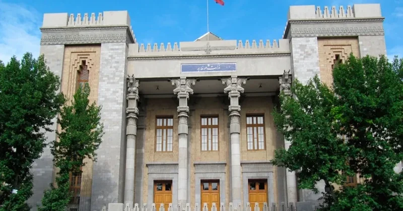 İran XİN: Tehran və Vaşinqton 14 bəndlik təklif üzərində müzakirələri davam etdirir