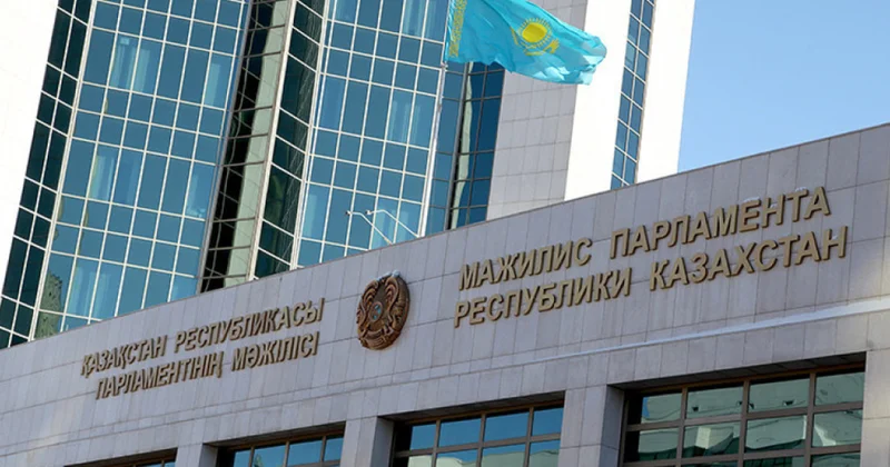 В Казахстане приняли закон о президенте и институте вице президента