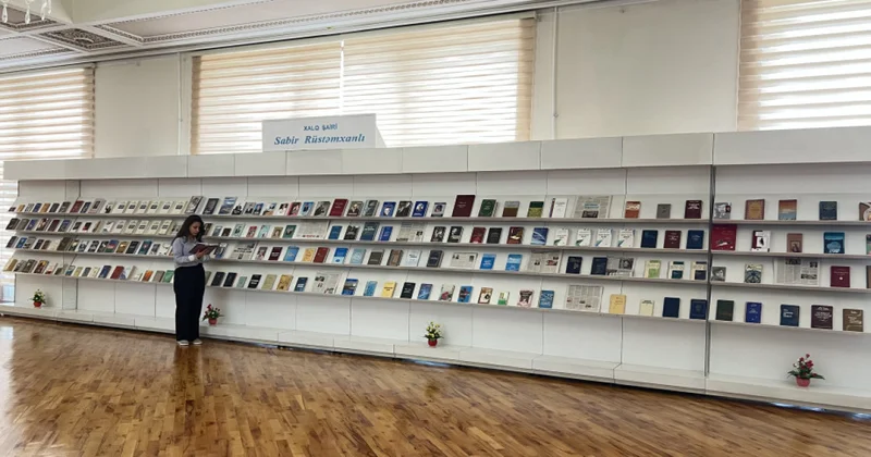 “Xalq şairi Sabir Rüstəmxanlı” adlı kitab sərgisi istifadəçilərə təqdim olundu