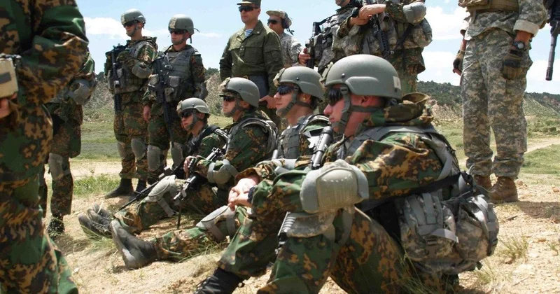 Rus hərbçilər Ukraynada alkoqoldan zəhərlənib öldülər