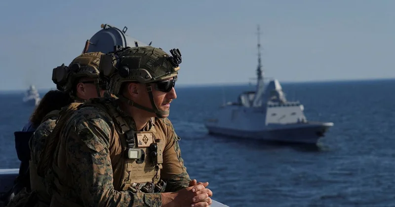 Американские морпехи на иранском судне видео