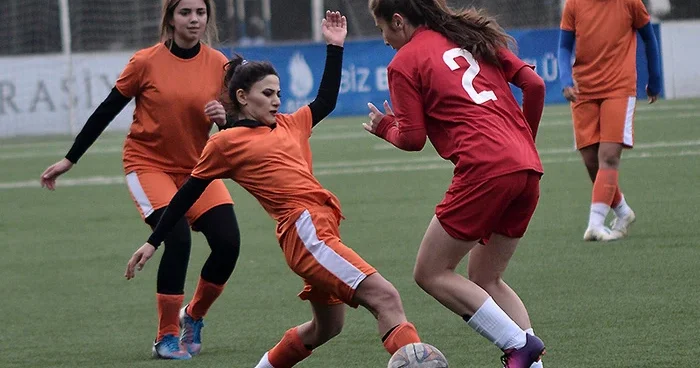 Yüksək Qızlar Liqası üçün müraciət dövrü başladı