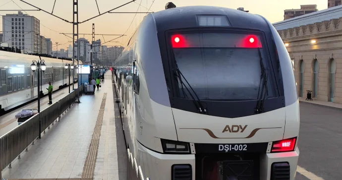 Bakı Tbilisi Bakı qatarları ilə sərnişindaşımanın bərpası İlham Əliyevin taktiki addımlarının nəticəsidir DEPUTAT