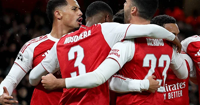 Böyük Britaniyanın baş naziri Arsenal ı belə təbrik etdi