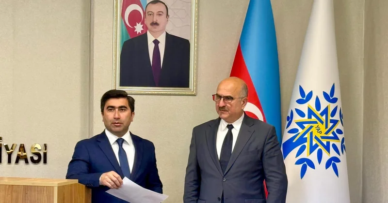 YAP Gəncə şəhər təşkilatı “Heydər Əliyev Məktəbi” layihəsinə start verdi FOTOLAR
