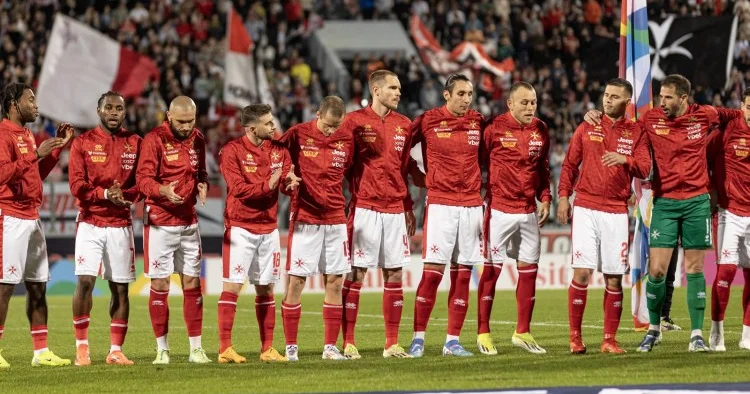 Azərbaycan millisi ilə görüş üçün heyəti açıqlandı Sent Etyen və Ridinq in futbolçuları