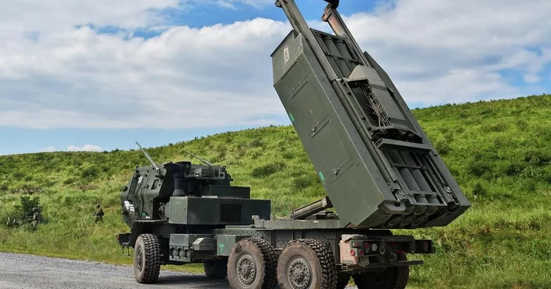 В Японии перекрыли трассу из за учений с РСЗО HIMARS на полигоне Хигаси Фудзи