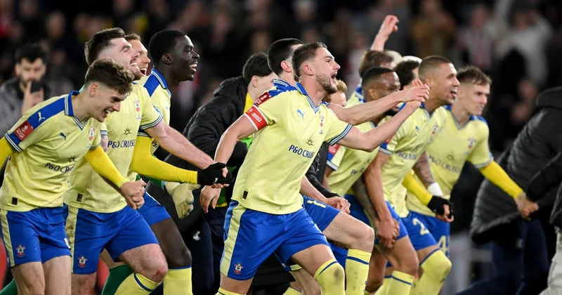 Sauthempton un futbolçuları diskvalifikasiyaya görə klubu məhkəməyə verməyi planlaşdırırlar