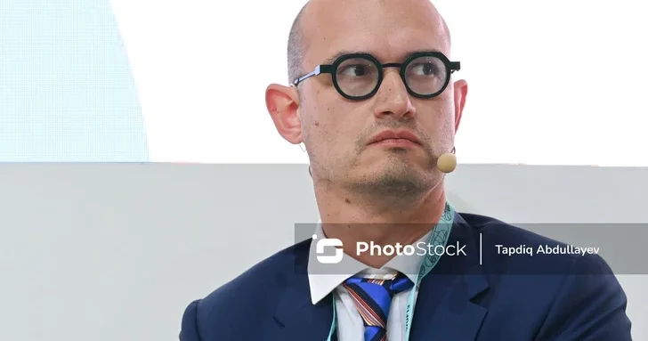 Преступление без статуса : ученый из Лондона рассказал на WUF13 в Баку о феномене урбицида