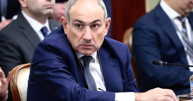 Пашинян отбирает у олигарха Царукяна цементный завод