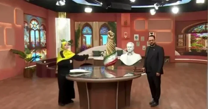 İran “Dəmir yumruğ”u oğurladı Video