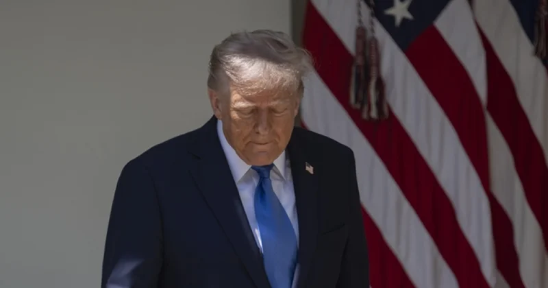 “NBC News”: Donald Tramp İrana hava hücumu variantını dar çərçivədə müzakirə edir