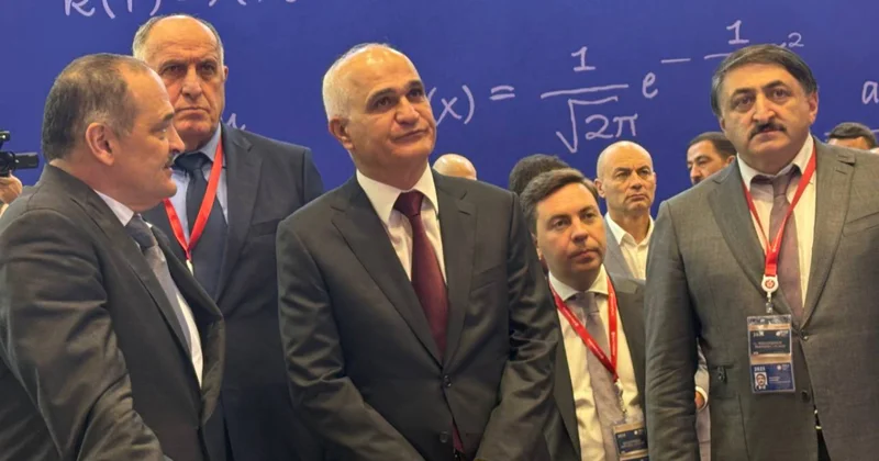 Азербайджан консультируется с Россией каждую неделю почти официоз
