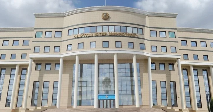 МИД Казахстана: Азербайджан помог в эвакуации 22 казахстанцев из Ирана