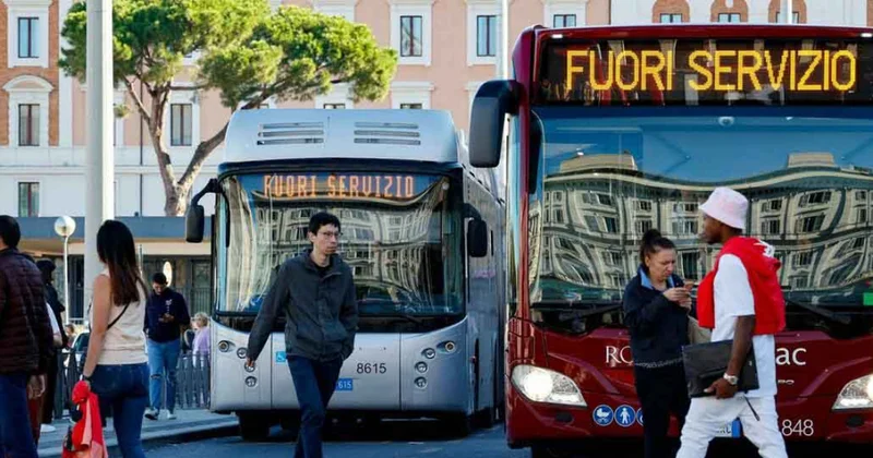 İtaliyada nəqliyyatçılar tətil edirlər