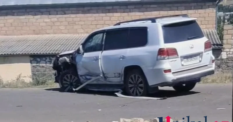 Lexus VAZ la toqquşdu VİDEO