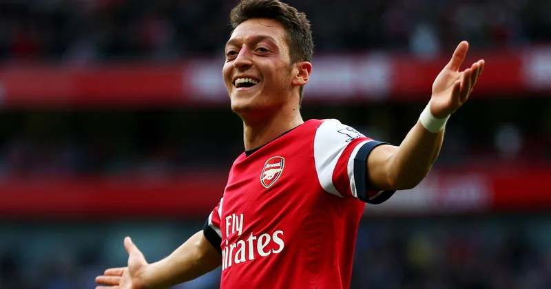 Məsut Özil Sanenin Qalatasaray a gəlməsi haqda nə dedi?