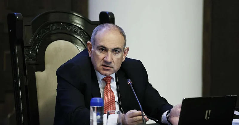 Paşinyan nümayəndə heyəti ilə birlikdə Türkiyəyə yollandı