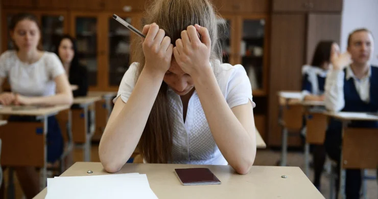 Bu il 30 min nəfər universitetə qəbul ola bilməyəcək SƏBƏB