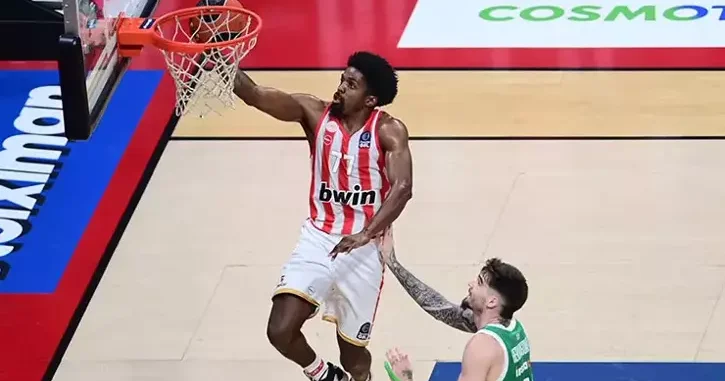 “Olimpiakos” çempion oldu, Yannakopulos sərt cəza aldı