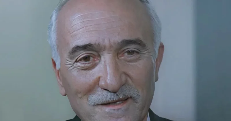 Həyat yoldaşına görə yataq səhnəsini dəyişdirən Xalq artisti kimdir?