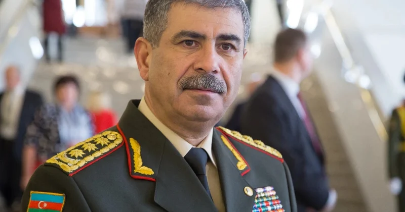 Ehtiyata buraxılan hərbçilərin forma pulu 18 aydır niyə verilmir? MÜDAFİƏ NAZİRİNƏ MÜRACİƏT