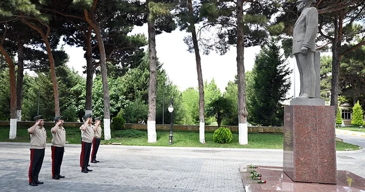 Начальник Генерального штаба посетил Военный институт имени Гейдара Алиева