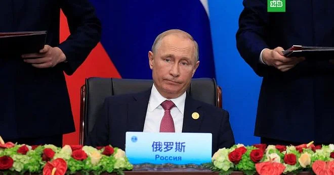 Putin III dünya savaşı təhlükəsindən danışdı