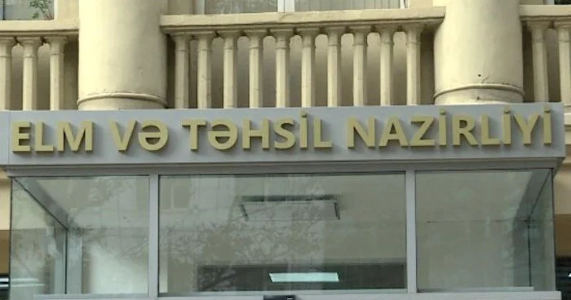 Elm və Təhsil Nazirliyi 19.4 milyonluq dəftərxana və təsərrüfat malları alır