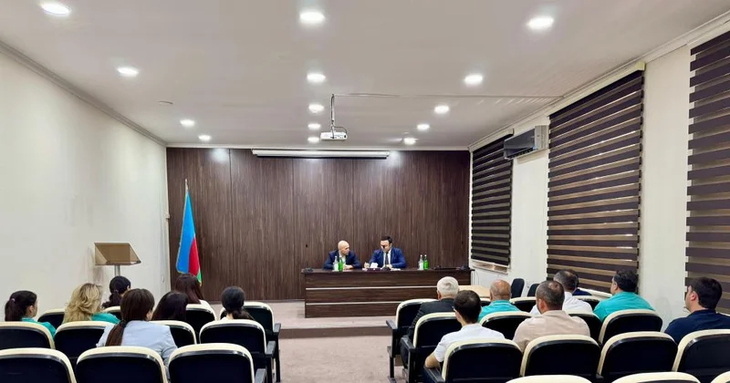 Yeni Azərbaycan Partiyası (YAP) Nəsimi rayon təşkilatı ərazi partiya təşkilatının hesabat seçki yığıcağı keçirilib.