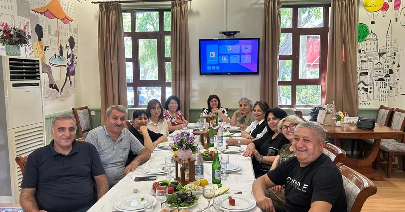 Qaraçanta məktəbinin şagirdləri 37 ildən sonra bir arada FOTO