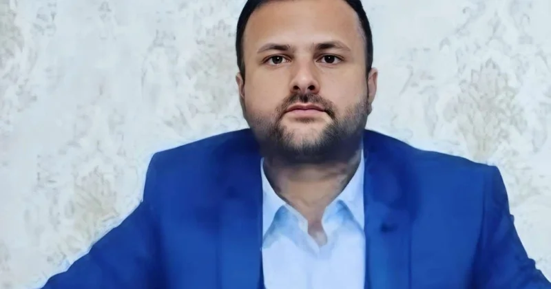 Axundun qaçırdığı 16 yaşlı qızın atası: Elçi də göndərmək istədi, razı olmadıq